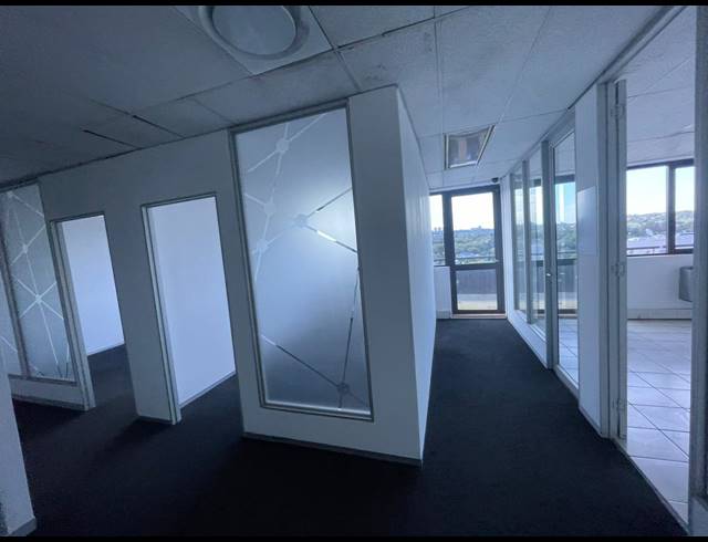222M² OFFICE TO LET IN ROSEBANK